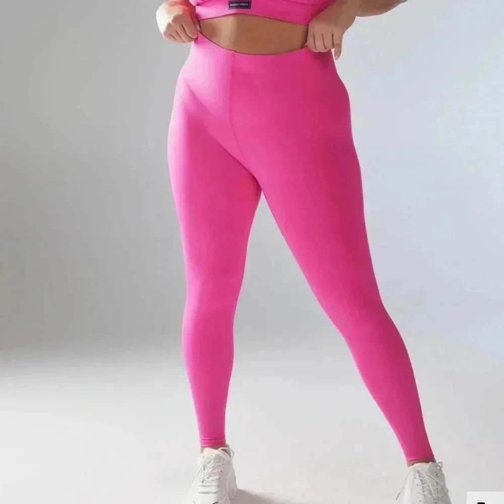HOTLINE HIGH-WAIST LEGGING